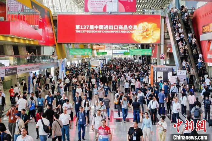 Smart Manufacturing QGM ส่องแสงที่ Canton Fair | หุ้น QGM ให้โลกเห็นพลังของเครื่องจักรอิฐจีน