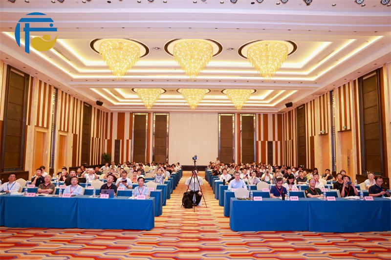 สร้างเมืองขยะเป็นศูนย์ร่วมกัน: การถือหุ้นของ Quangong นำเทคโนโลยีการผลิตอิฐอัจฉริยะสีเขียวมาสู่การประชุมสุดยอดอุตสาหกรรม